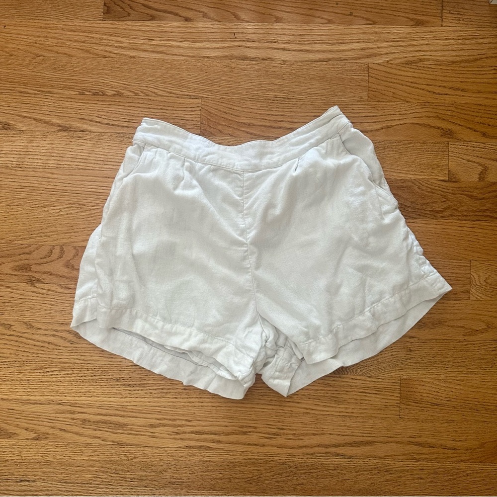 Abercrombie and Fitch White Linen Shorts